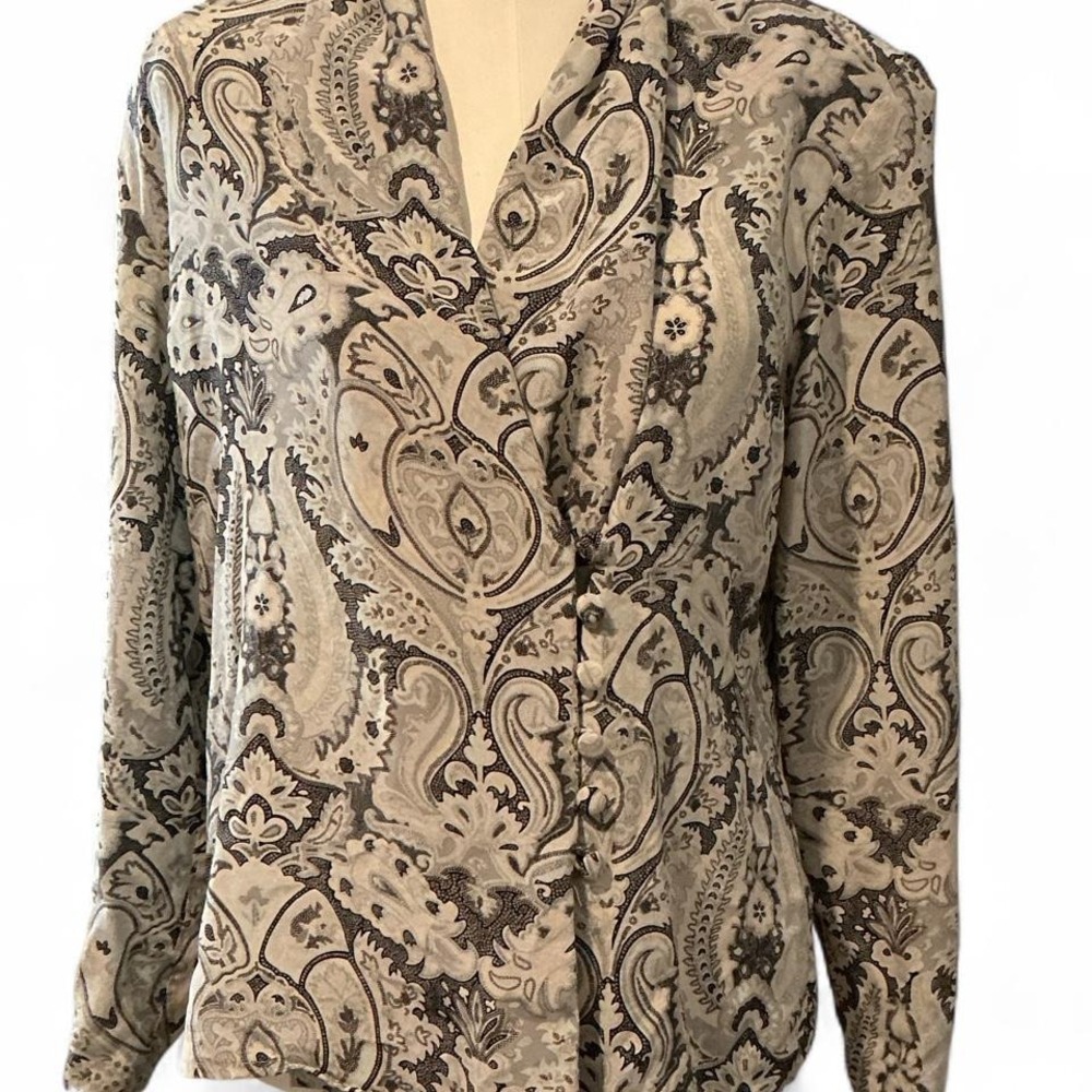 Galinda Silk Blouse Women Medium Gray Paisley Excellent Side Button Wrap‎ V-Neck